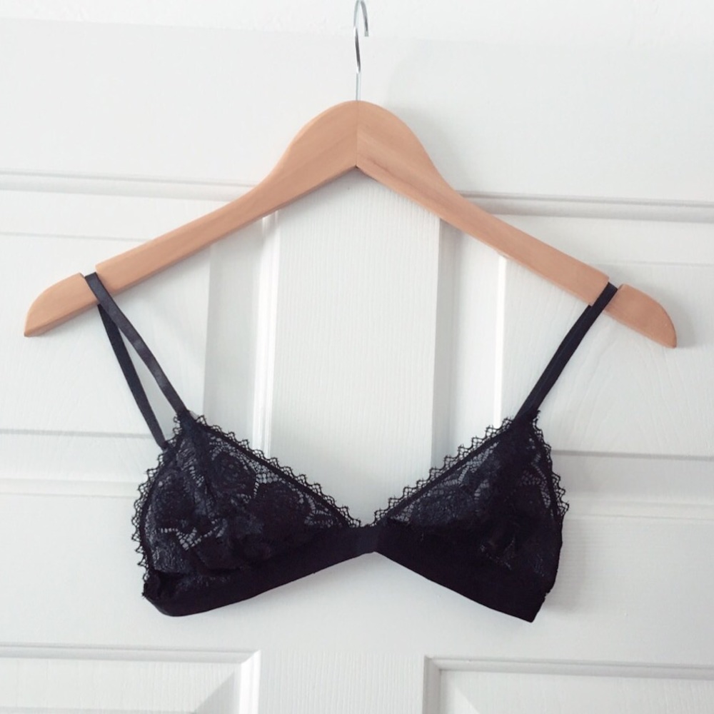NWT Black Triangle Lace Bralette - Picture 1 of 6